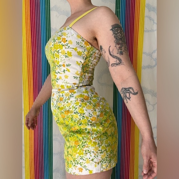 VINTAGE mcm 60s 70s floral playsuit extra small small green yellow orange - Picture 3 of 10